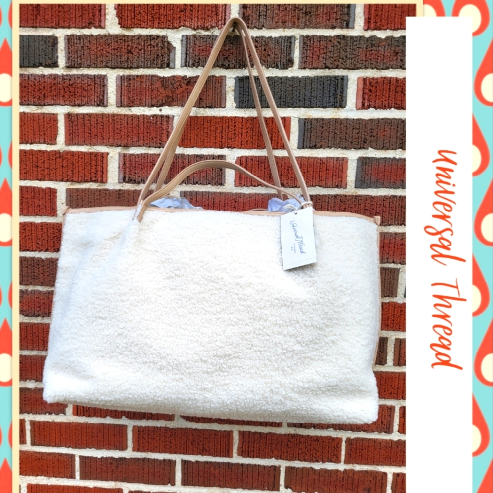 🏵UNIVERSAL🏵 THREAD🏵 OVERSIZED TOTE🏵